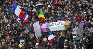 Parigi val bene tre dissensi